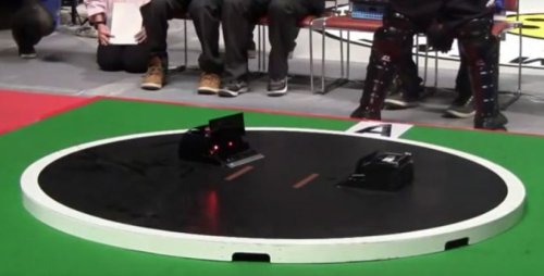 Соревнования роботов-сумоистов