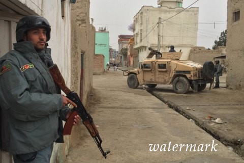 В Кабуле смертник подорвал 4 силовиков