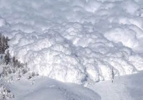 Крымчан просят не ходить в горы из-за опасности схода лавин