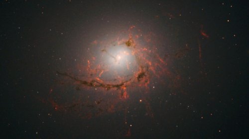 Галактика NGC 4696