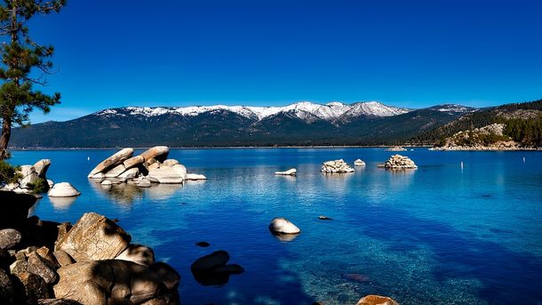 Ученые вычислили общий объем воды всех озер на планете